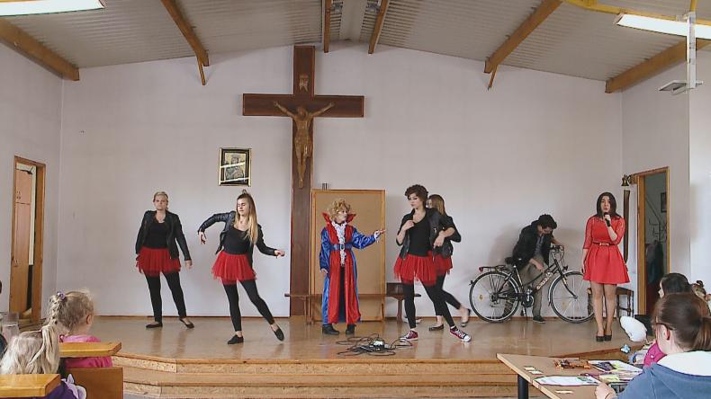 Zebrali prawie 5 tys. zł. Kupią za to podręczniki