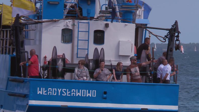 Pielgrzymi dotarli do Pucka przez wody zatoki