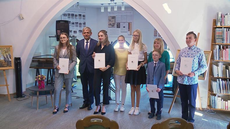 W gminie Luzino przyznali stypendia za wybitne osiągnięcia