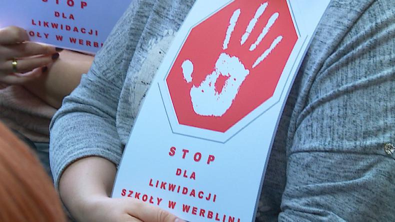 Drugi sezon „serialu” o zamykaniu szkół