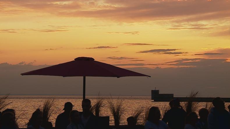 Zachód słońca w Helu