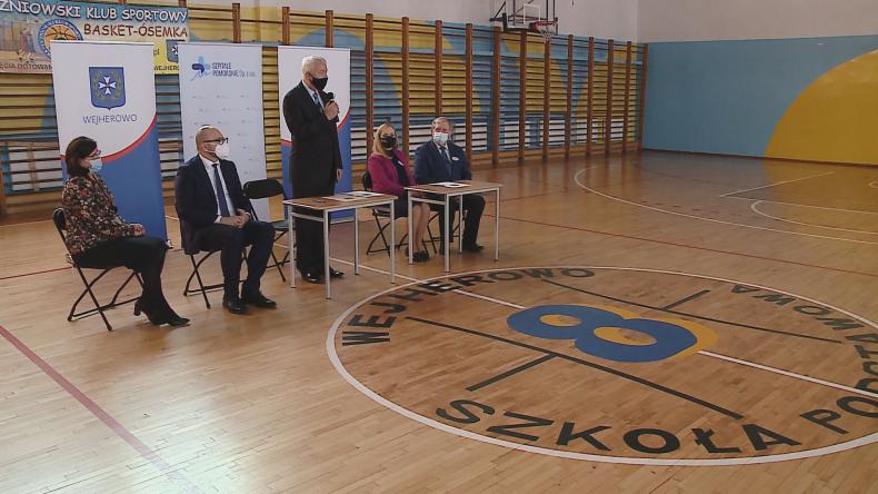 Wejherowo wsparło szpital w zakupie nowego sprzętu