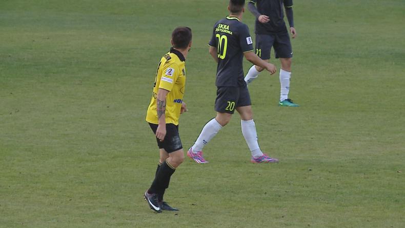 Gryf jak jeździec bez głowy. Żółto-czarni przegrali z beniaminkiem