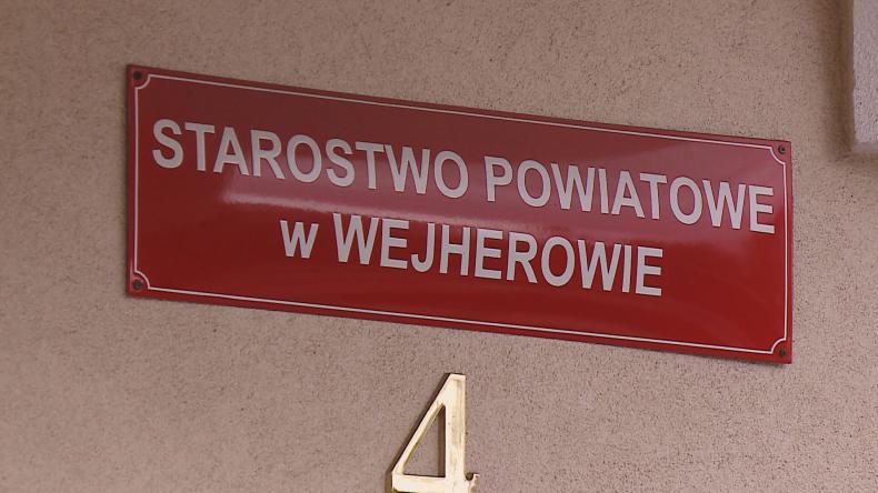 Koronawirus paraliżuje pracę wydziałów wejherowskiego starostwa