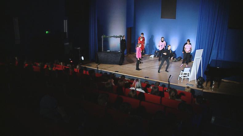 „Wieżowisko”, czyli święto teatru w Gniewinie