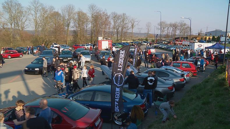 Fani czterech kółek otworzyli sezon