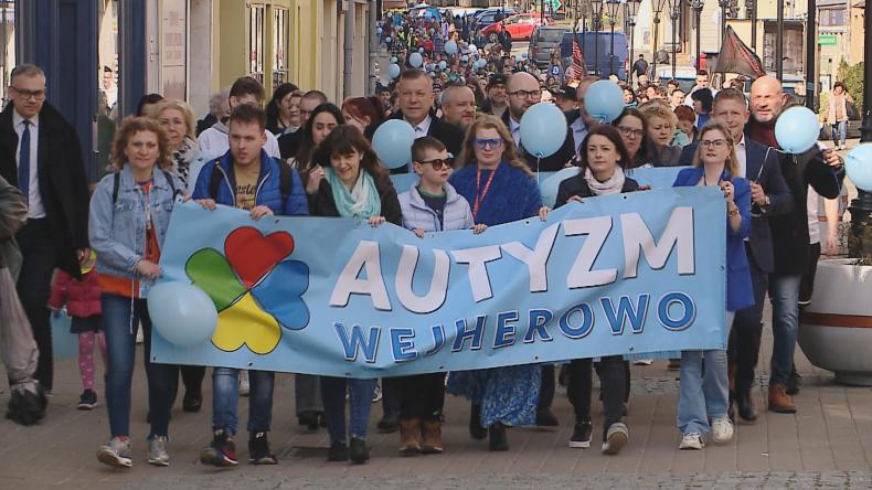 Kolor niebieski zawładnął ulicami Wejherowa