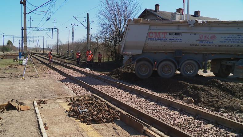 Zamknięty przejazd kolejowy w Godętowie