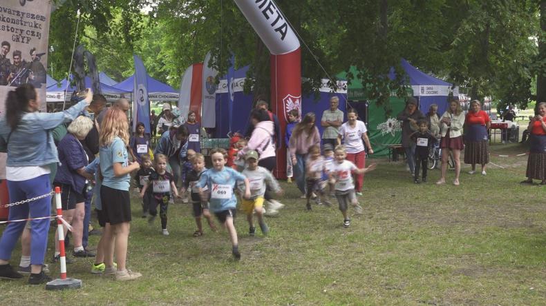 W Choczewie połączyli sport z patriotyzmem