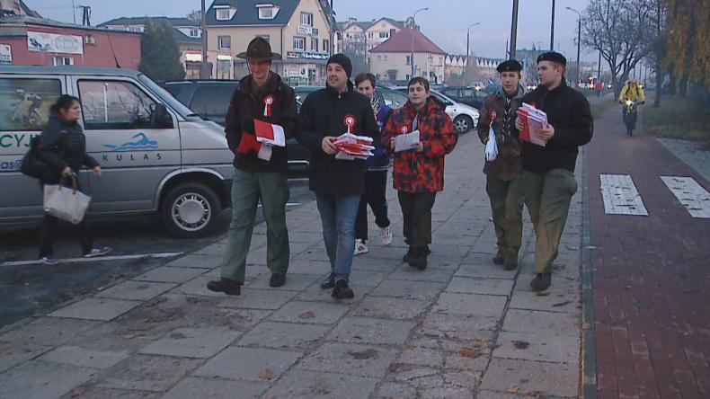 Flagi od urzędników na 11 Listopada