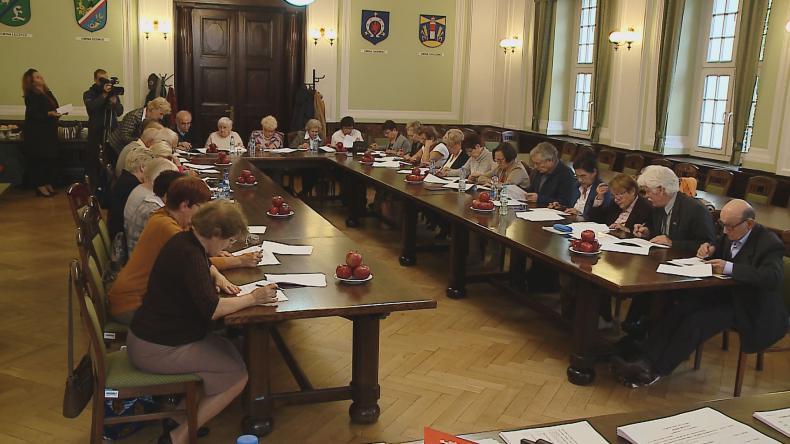 „Senior-obywatel” w starostwie