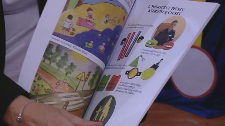 Policjanci wydali podręcznik
