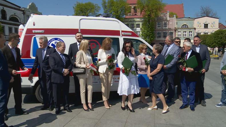 Złożyli się na karetkę, obiecują dołożyć do windy