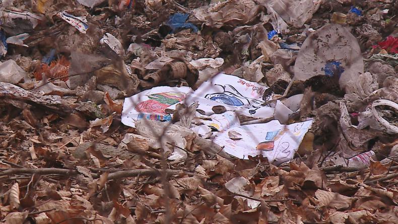 Nielegalne śmieci na nieczynnym wysypisku?